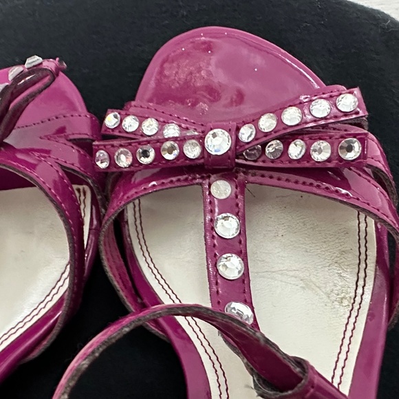 Purple Sz 5 bedazzled heels - Picture 13 of 13